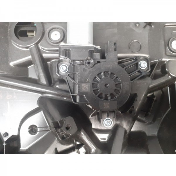 Motor do elevador de Trás Esquerda – MERCEDES-BENZ GLA-CLASS (H247)