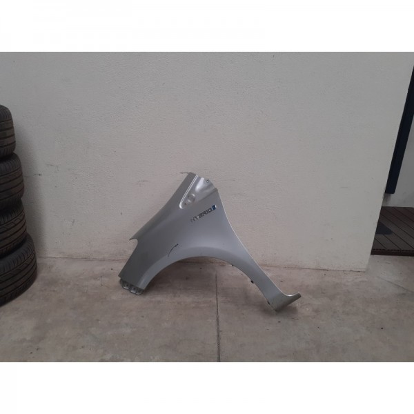 Guarda Lamas Esquerdo – TOYOTA YARIS (_P13_)