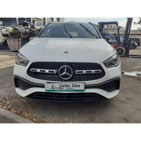 Frente Completa – MERCEDES-BENZ GLA-CLASS (H247)