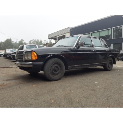 MERCEDES-BENZ W213 220D