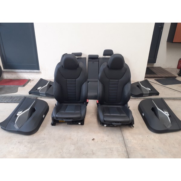 Conjunto de Bancos – BMW 3 (G20)