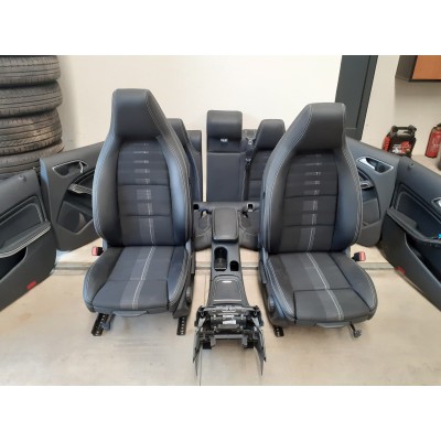 Conjunto de Bancos – MERCEDES-BENZ GLA-CLASS (X156)