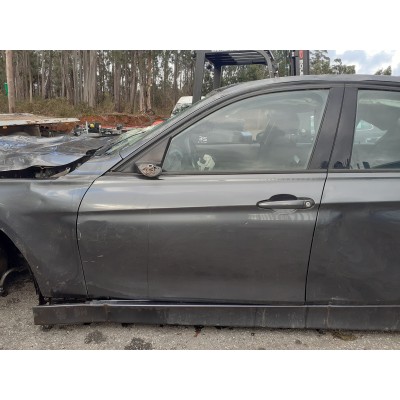 Porta Frente Esquerda – BMW 3 (F30, F80) Porta Frente Esquerda – BMW 3 (F30, F80)