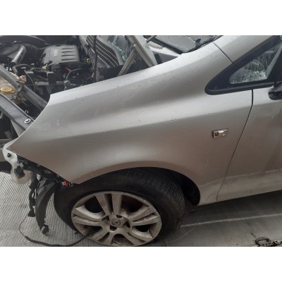 Guarda Lamas Esquerdo – OPEL CORSA D (S07)