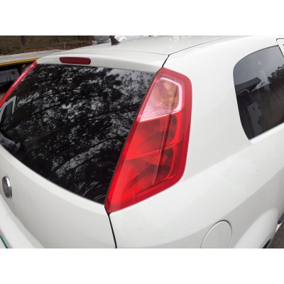 Farolim Trás Direito – FIAT GRANDE PUNTO (199_) Farolim Trás Direito – FIAT GRANDE PUNTO (199_)