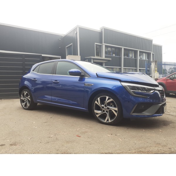 RENAULT MEGANE IV (B9) RS LINE - SALVADO