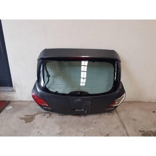 Tampa da Mala – OPEL ASTRA J (P10)