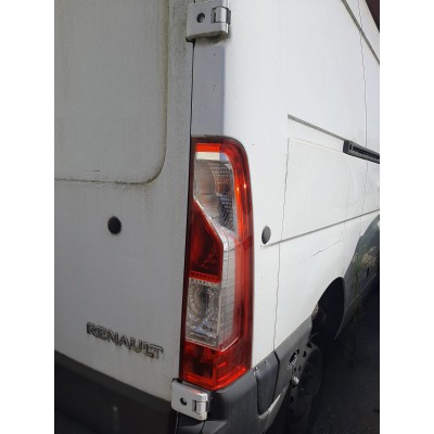 Farolim Trás Direito – RENAULT MASTER III (JV)