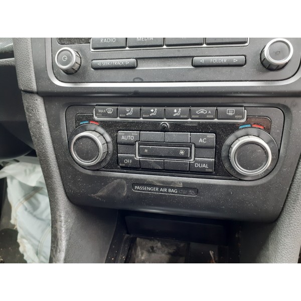 Kit de Comandos Multifunções – VOLKSWAGEN GOLF VI (5K1)