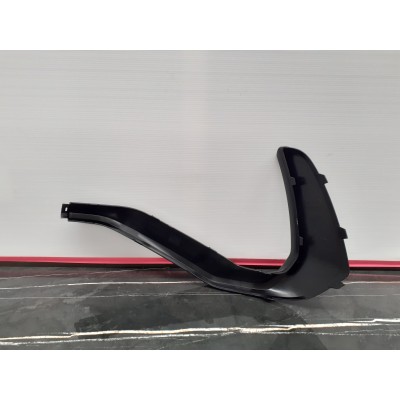 Friso do Para Choques de Trás – AUDI Q3 SPORTBAK (F3N)