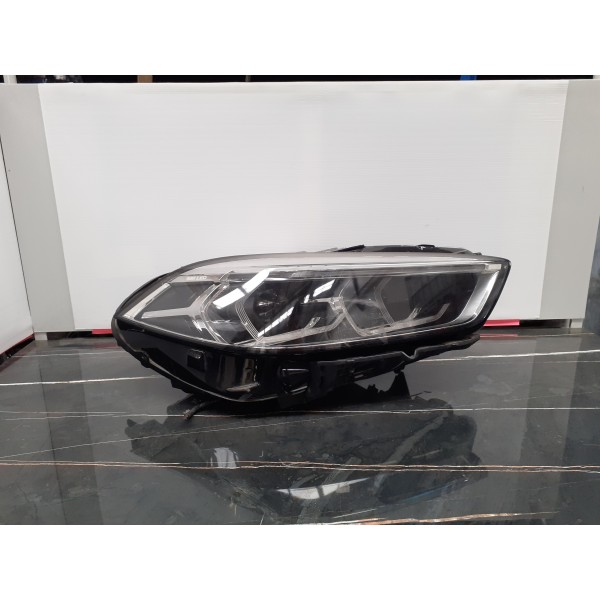 Ótica Direita LED – BMW 1 (F40)