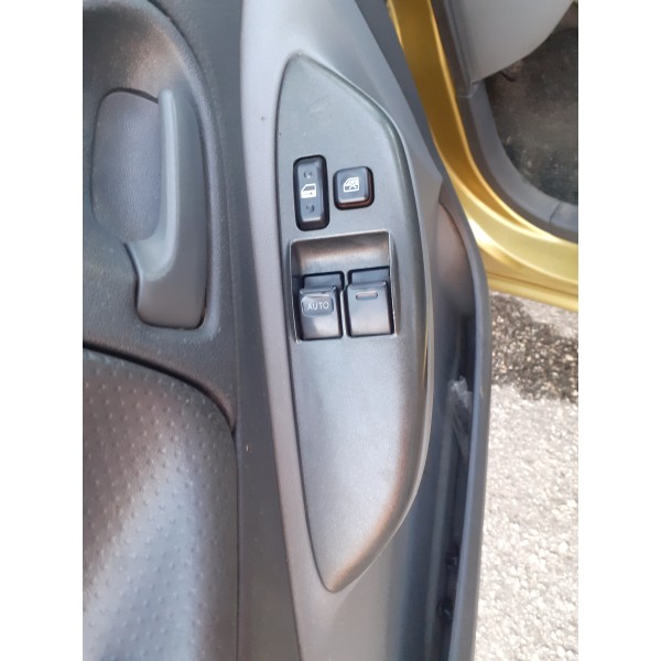Interruptor dos Vidros – TOYOTA YARIS (_P1_)