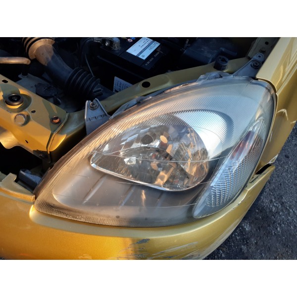 Ótica Esquerda – TOYOTA YARIS (_P1_)