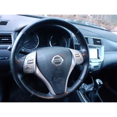 Volante – NISSAN PULSAR (C13)
