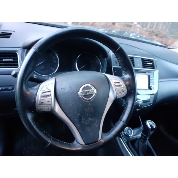 Volante – NISSAN PULSAR (C13)