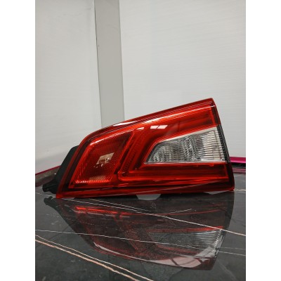 Farolim da Mala Esquerdo – NISSAN QASHQAI II (J11)