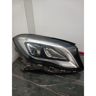 Ótica Direita – MERCEDES-BENZ GLA (X156)
