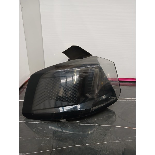 Farolim do Painel Esquerdo – PEUGEOT 5008 II (M _)