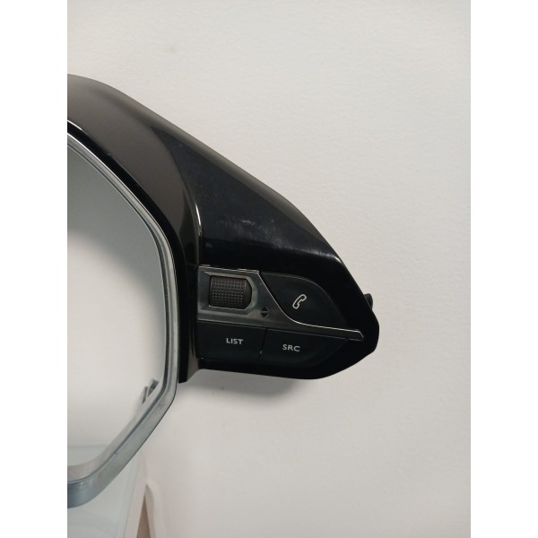 Moldura Volante – PEUGEOT 3008 II (M_)